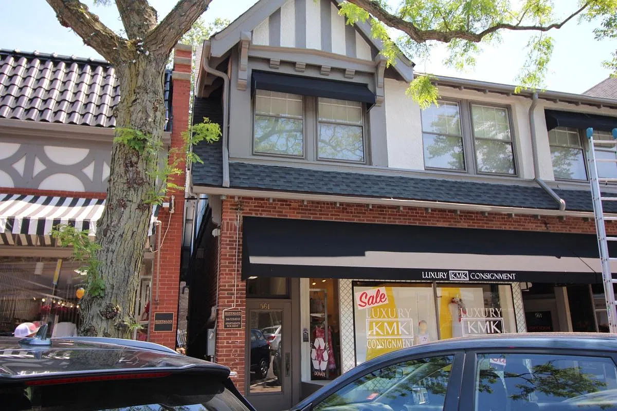 561 Lincoln Avenue — Photo 1