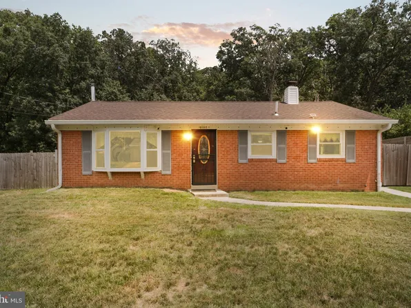 8102 Holiday Ave, Fort Washington, MD 20744