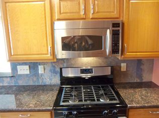 981 Anacortes St, Burlington, WA 98233