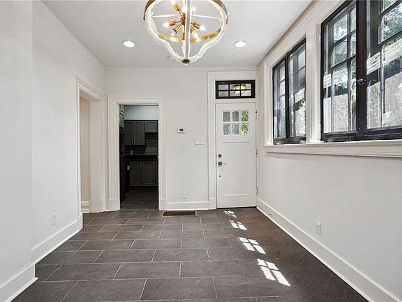 4th image of 8026 Spruce St