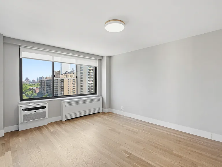 784 Columbus Ave #14C — Photo 4