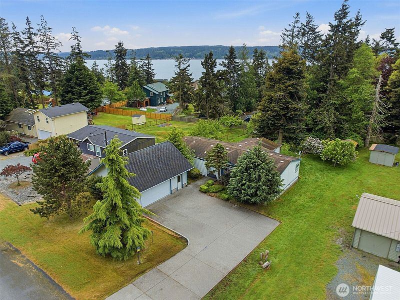 3rd image of 3244 Mardell Drive