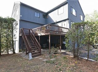 19 Country Club Ln #C, Milford, MA 01757