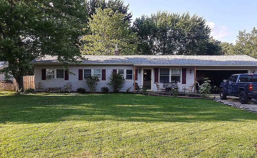 1st image of 4091 Saint James Dr