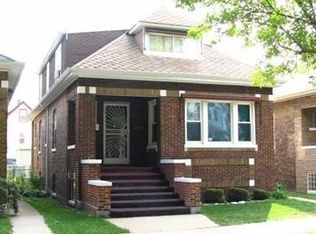 8445 S Burnham Ave, Chicago, IL 60617