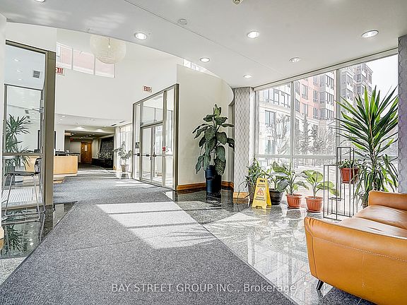 5th image of 7373 Kennedy Rd #Penthouse 05