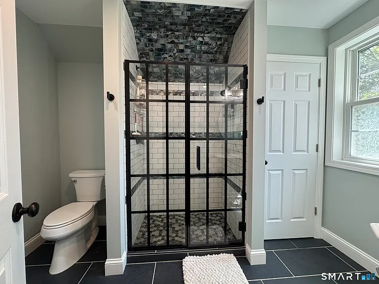 55 Circle Dr — Photo 22