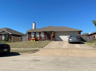 5323 Cockatiel Ln, Dallas, TX 75236