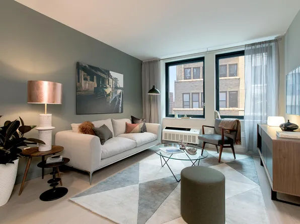 221 West 29th Street image 2 of 5