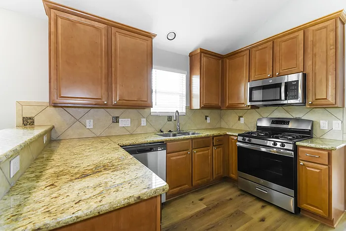 5047 Gulf Stream Ln — Photo 6