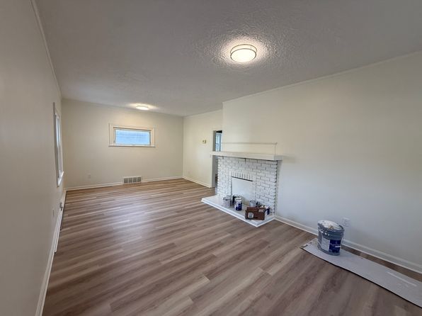 250 Plymouth Rd