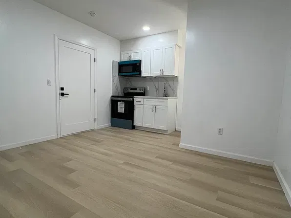 1691 Linden St, Ridgewood, NY