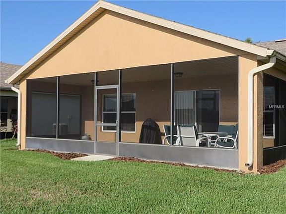 4th image of 716 Vineyard Way