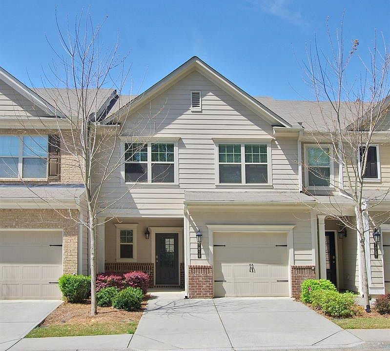 1st image of 7029 Kingswood Run Dr