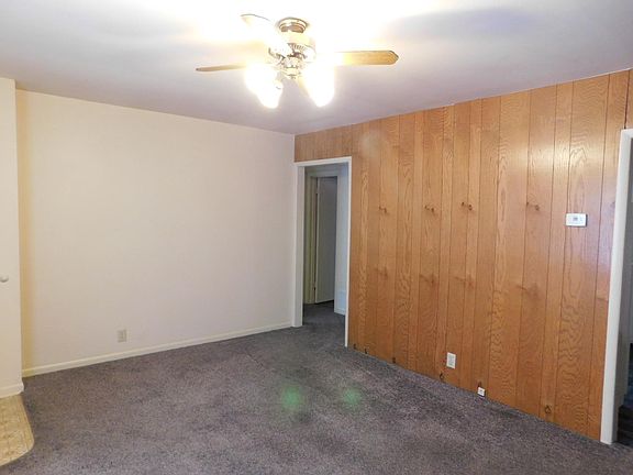 4th image of 210 N Ohio St
