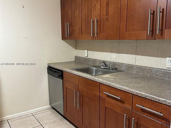 3rd image of 13550 SW 6th Ct APT 409A