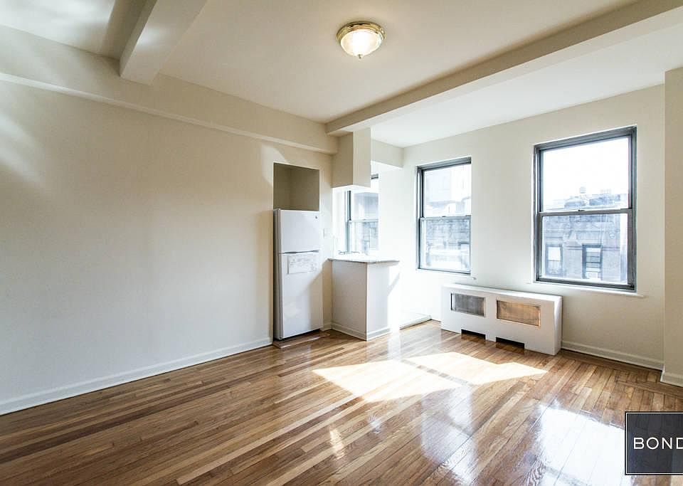 1st image of 301 E 38th St APT 14C