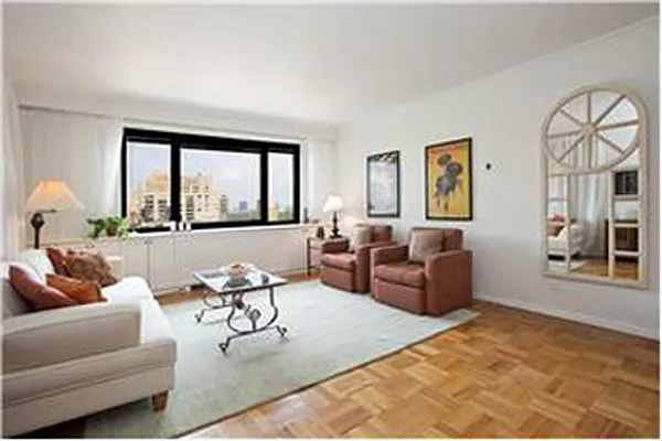 Sold by Marilyn Korn Real Estate | media 21