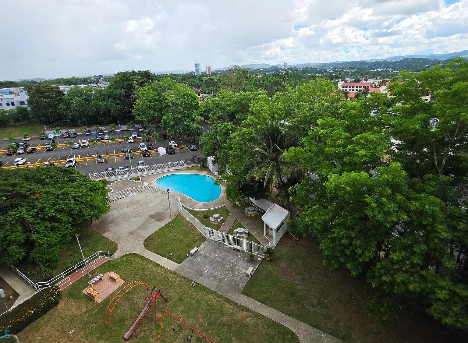 Torre De Los Frailes (Condominio) — Photo 4