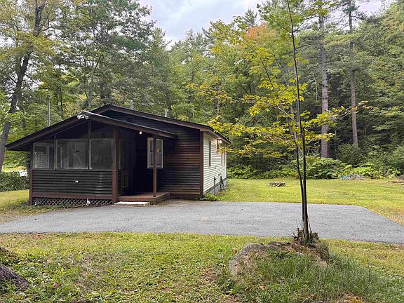4th image of 169 Glen Road