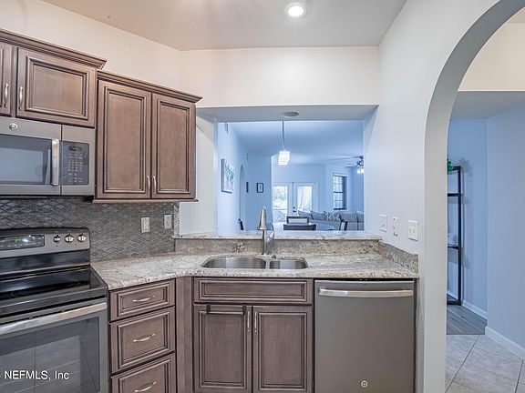 5th image of 4202 SERENA Circle