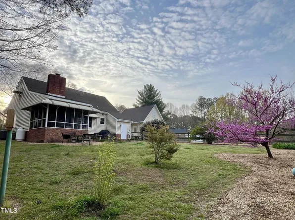 80 Mountain Laurel Pl, Angier, NC 27501