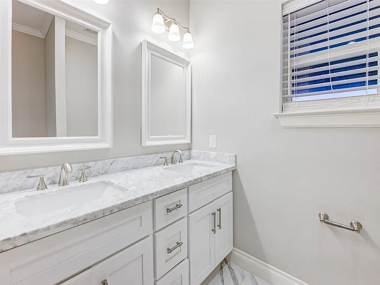 2202 Wentworth St #B — Photo 28