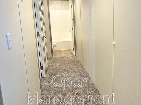 5th image of 825 1st Ave E Lot 58