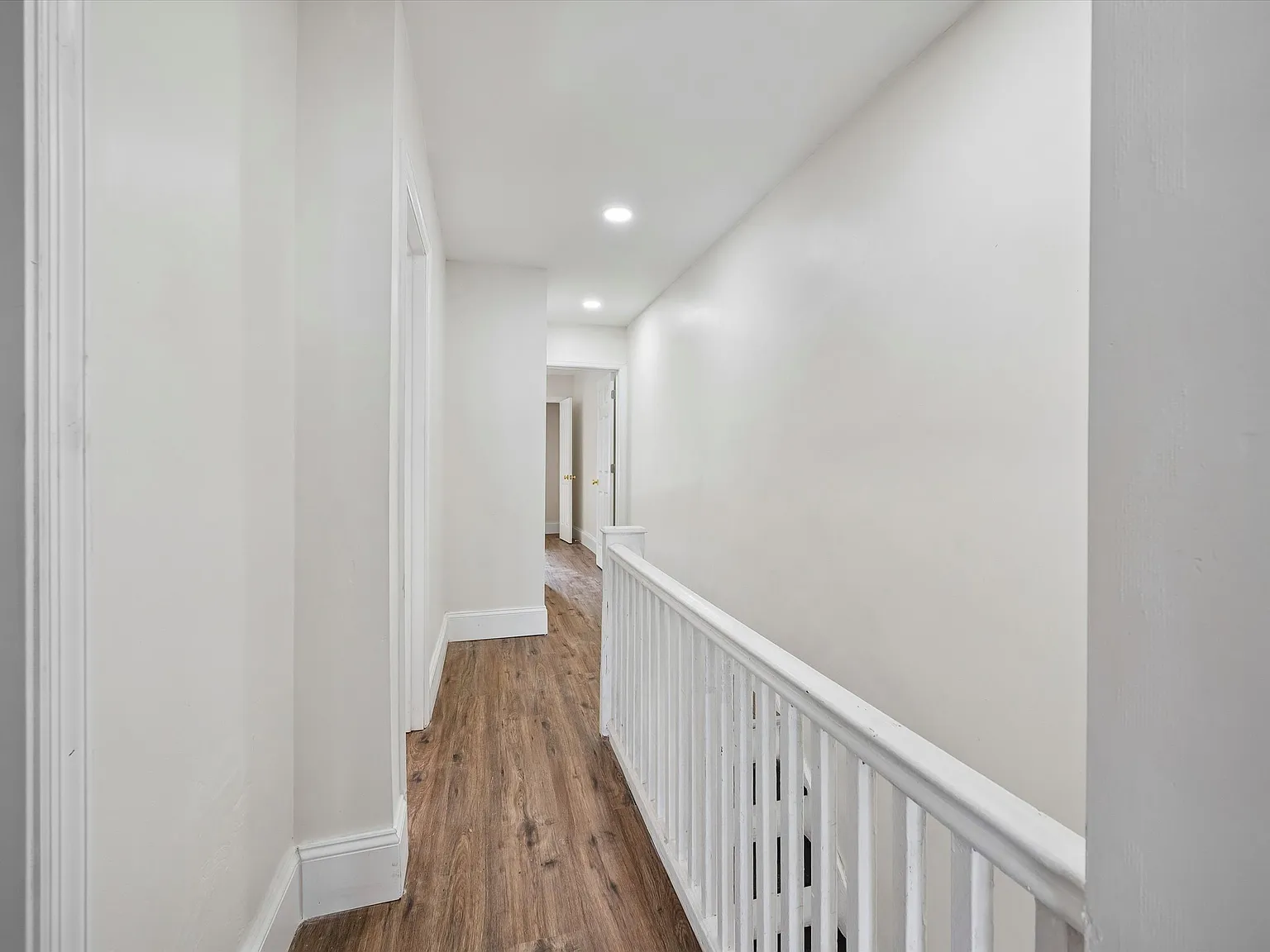 5618 Malcolm St — Photo 4