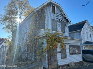 543 Mumford St, Schenectady, NY 12307