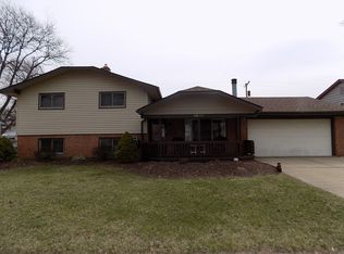 8640 Leslie Dr, Sterling Heights, MI