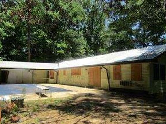 2nd image of 244 Pine Ridge Rd