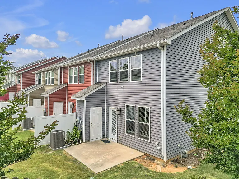114 Lerner Ct — Photo 24