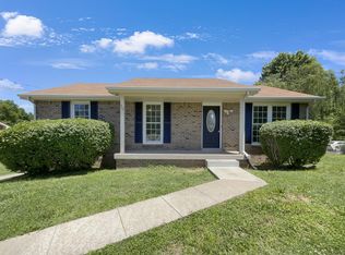 527 Helton Dr, Clarksville, TN 37042