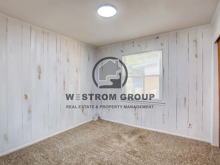 1308 Marshalldale Dr — Photo 14