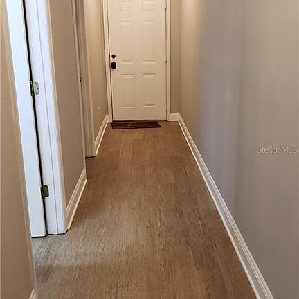 3rd image of 419 Wilton Cir