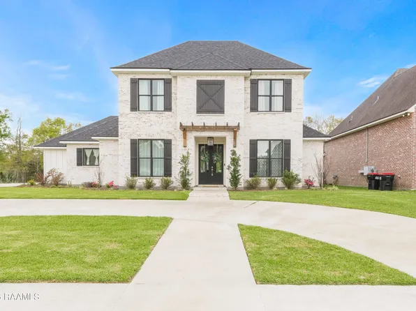 119 Grandview Terrace Dr, Youngsville, LA 70592