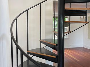 3031 1/2 14th Ave W, Seattle, WA 98119