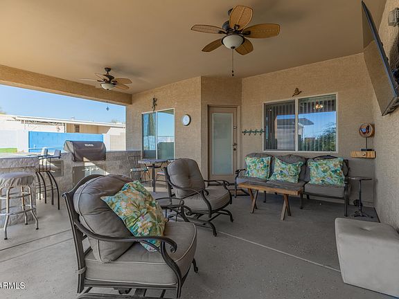 5th image of 614 N Tomahawk Rd