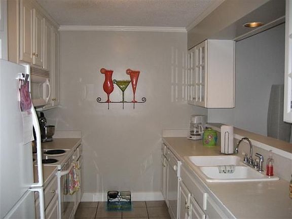 3rd image of 189 B Emily Dr