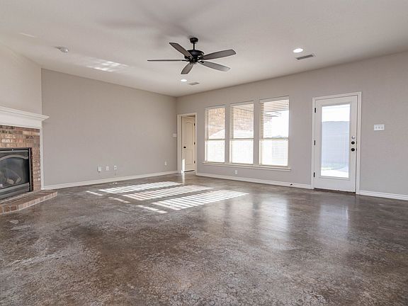 4th image of 4003 Navasota Dr