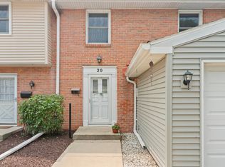 20 Whitcomb Cir, Madison, WI 53711