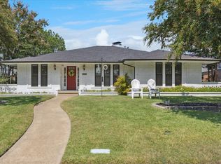 10023 Edgecove Dr, Dallas, TX 75238