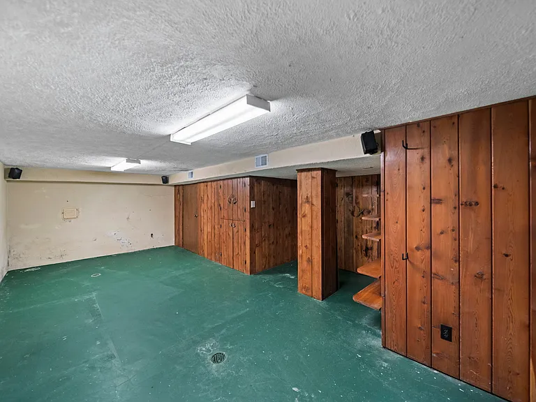8390 Benson Rd NW — Photo 58
