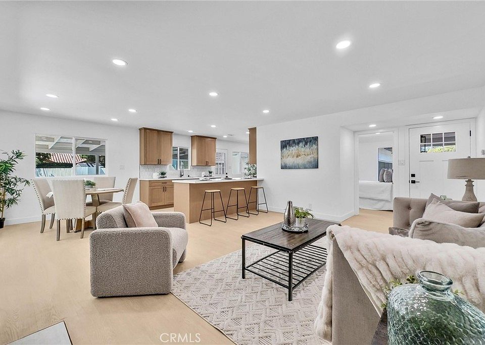 1st image of 2849 W Polk Ave