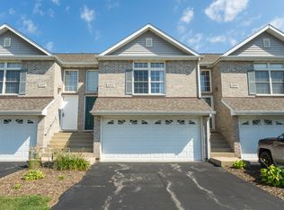 1275 Penny Ln #1275, Dekalb, IL 60115