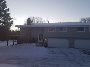 1716 E 123rd St, Burnsville, MN 55337
