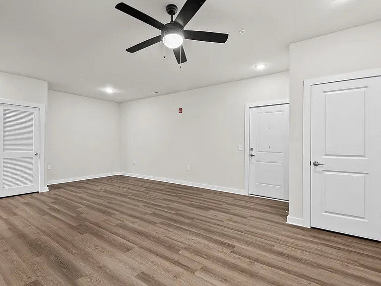 223 S 11th St #106 — Photo 24