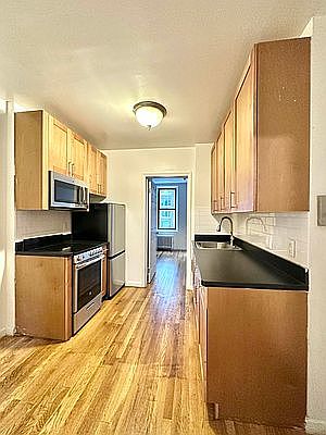 4th image of 497 3rd Ave APT 9