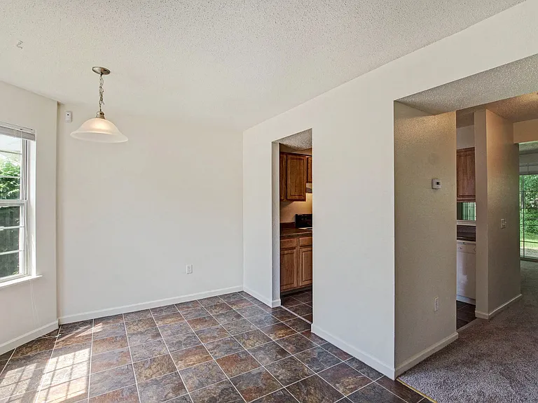 900 West Townhomes — Photo 34